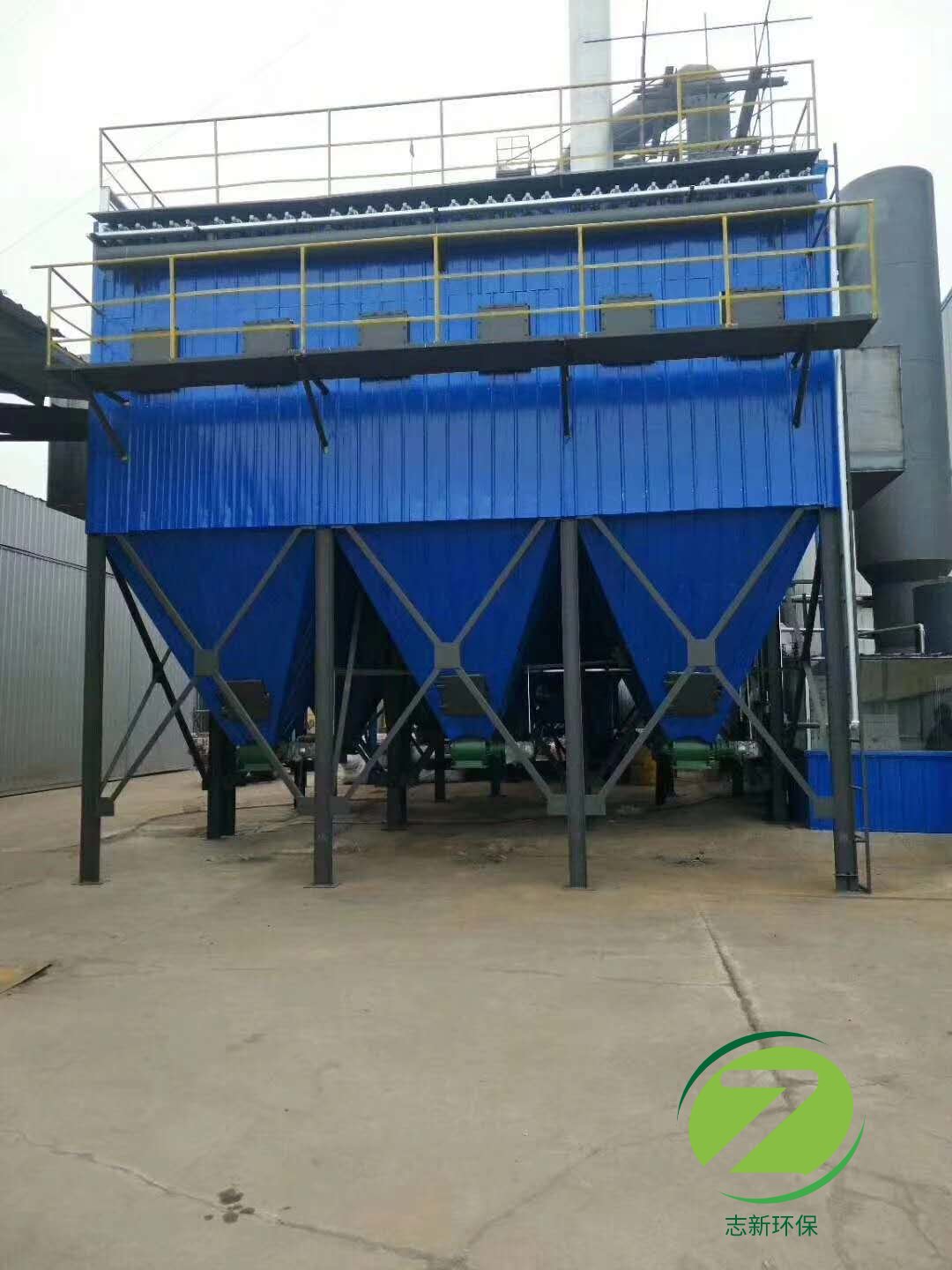 布袋除尘器处理高温烟气时怎样冷却降温